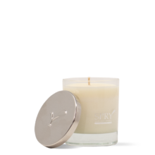 medium, single-wick candle medium, single-wick candle