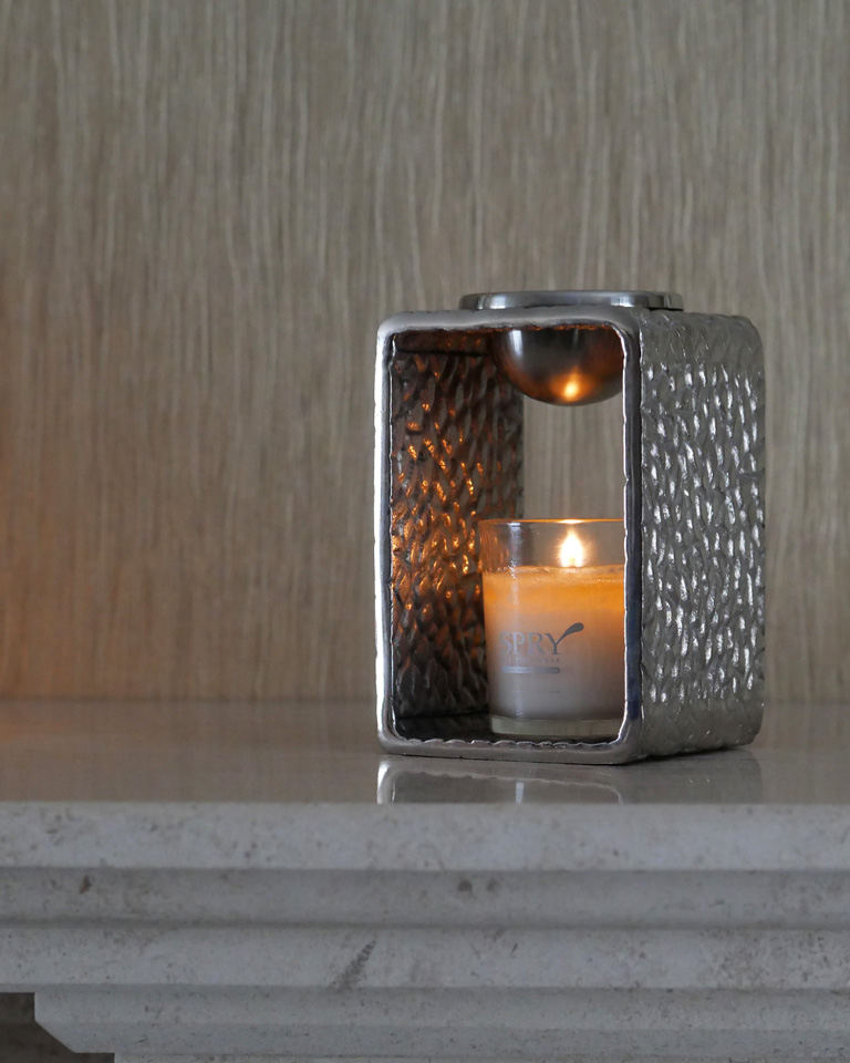 Luxe Wax Melter by Spry